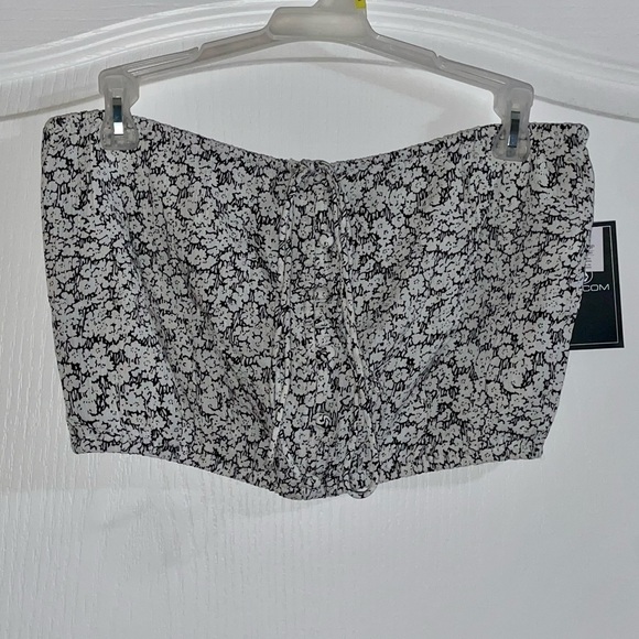 NWT Volcom Bae Bae Doll Skirt Set - Picture 7 of 11